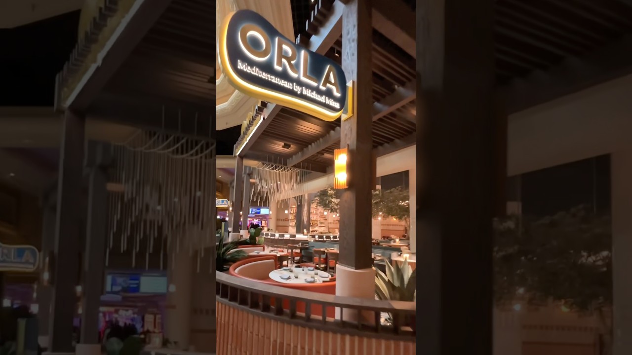 Mandalay Bay‘s newest restaurants and entertainment #lasvegasrestaurants