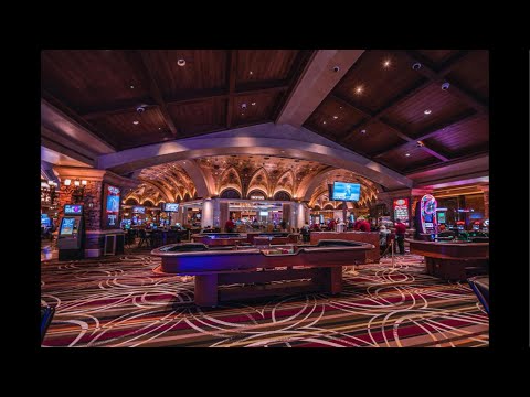 Live slots Las Vegas with Hot Garbage Slots #shortsfeed #lasvegas