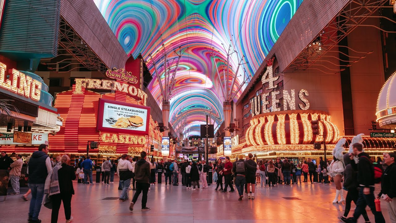 Las vegas live stream on Freemont street!